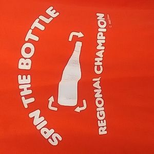 Mens medium orange spin the bottle t-shirt